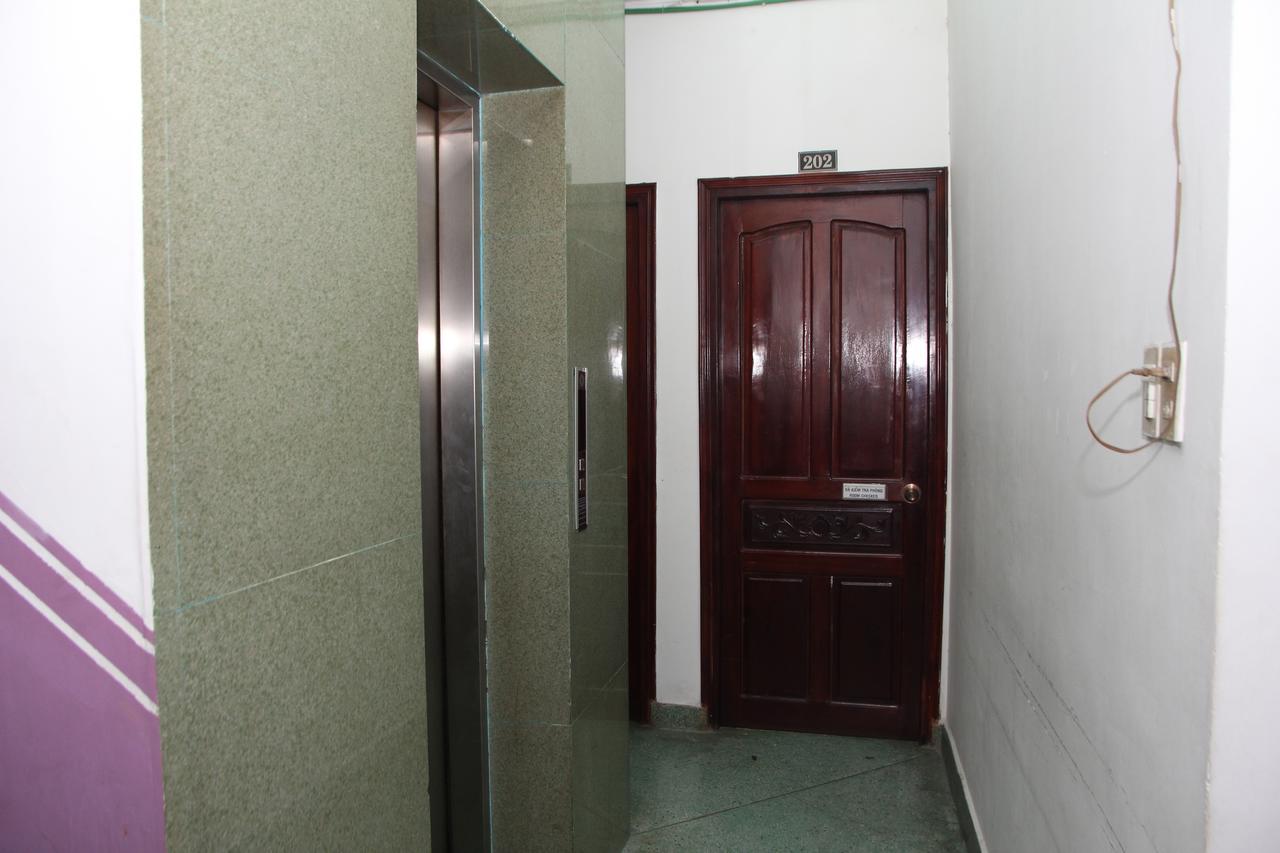 Ngan Long Hotel Ho Chi Minh-stad Buitenkant foto