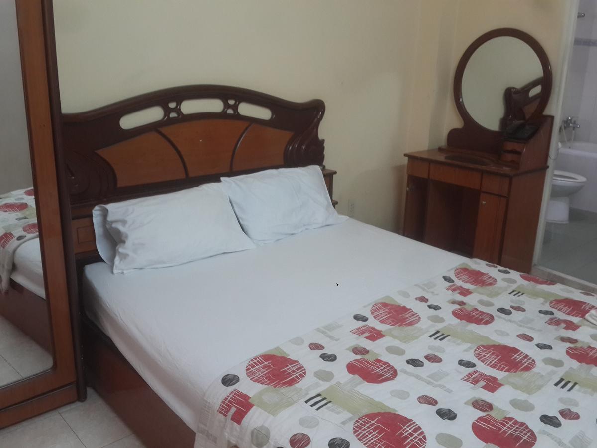 Ngan Long Hotel Ho Chi Minh-stad Buitenkant foto